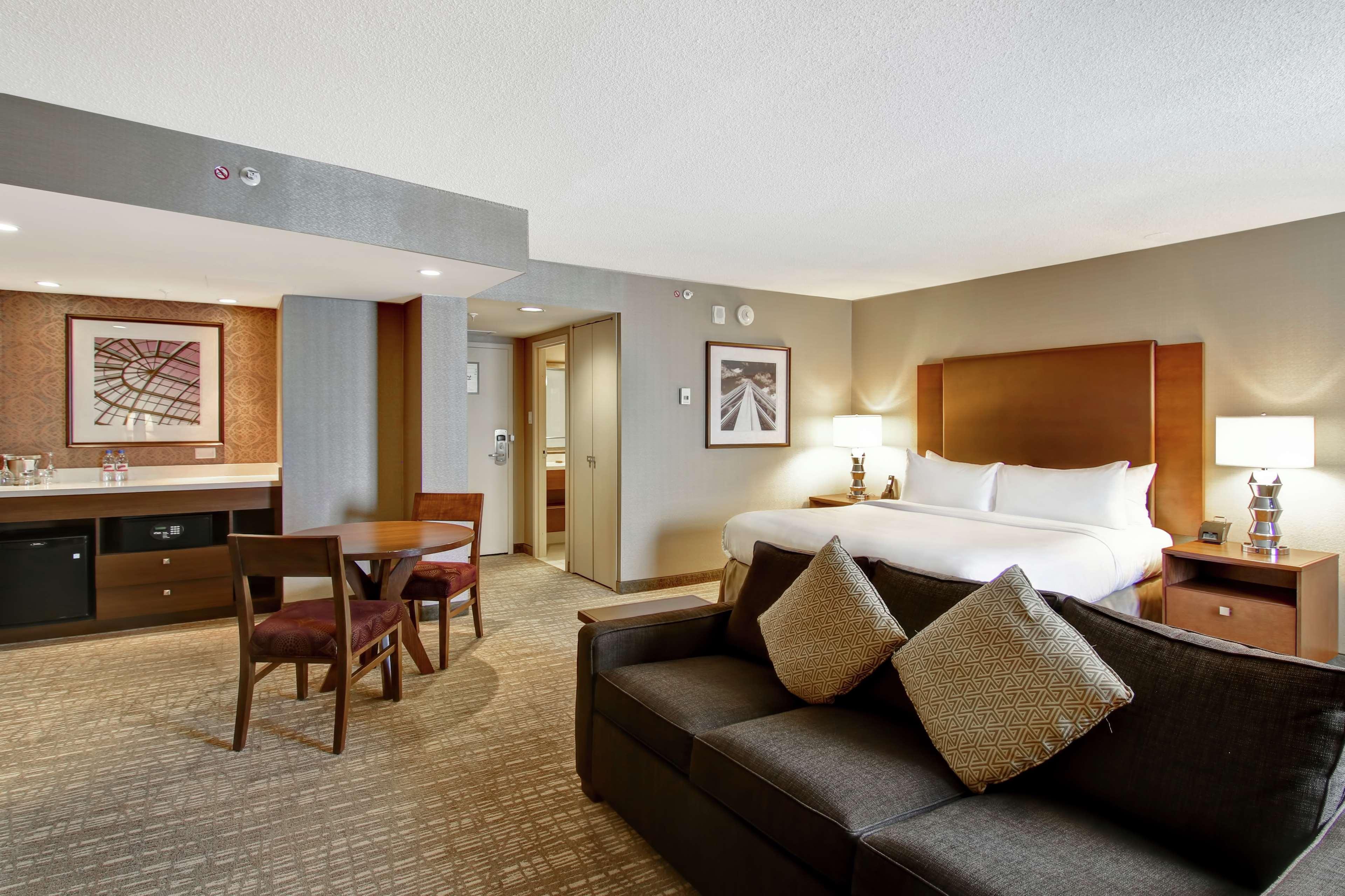 Doubletree By Hilton West Edmonton Hotel Luaran gambar