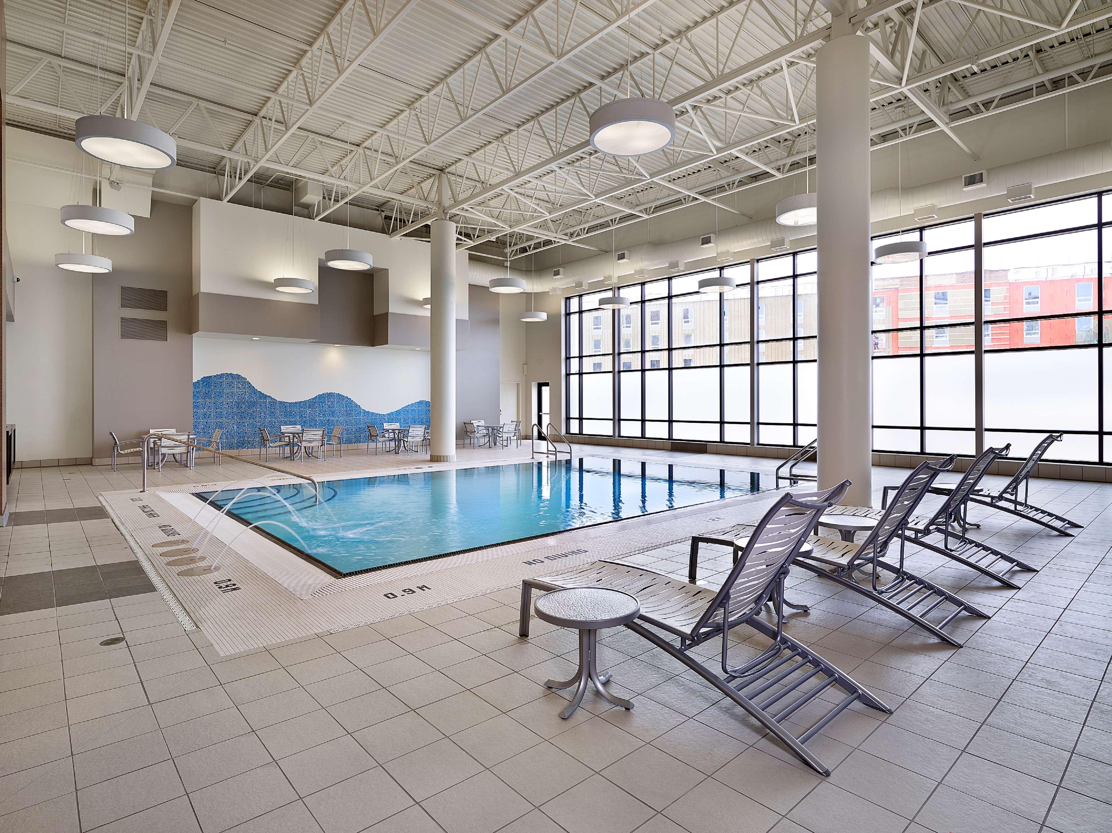 Doubletree By Hilton West Edmonton Hotel Luaran gambar