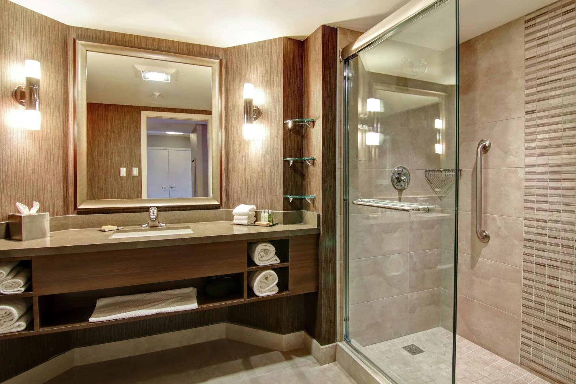 Doubletree By Hilton West Edmonton Hotel Luaran gambar