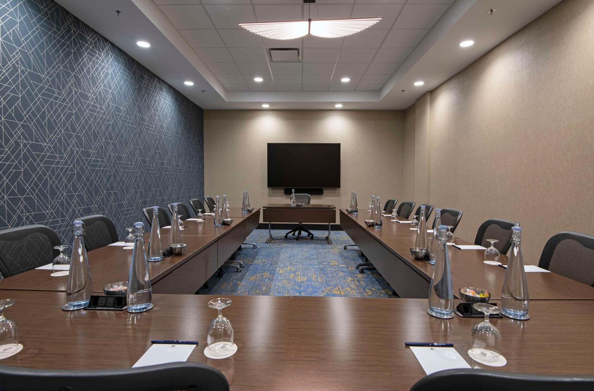 Doubletree By Hilton West Edmonton Hotel Luaran gambar