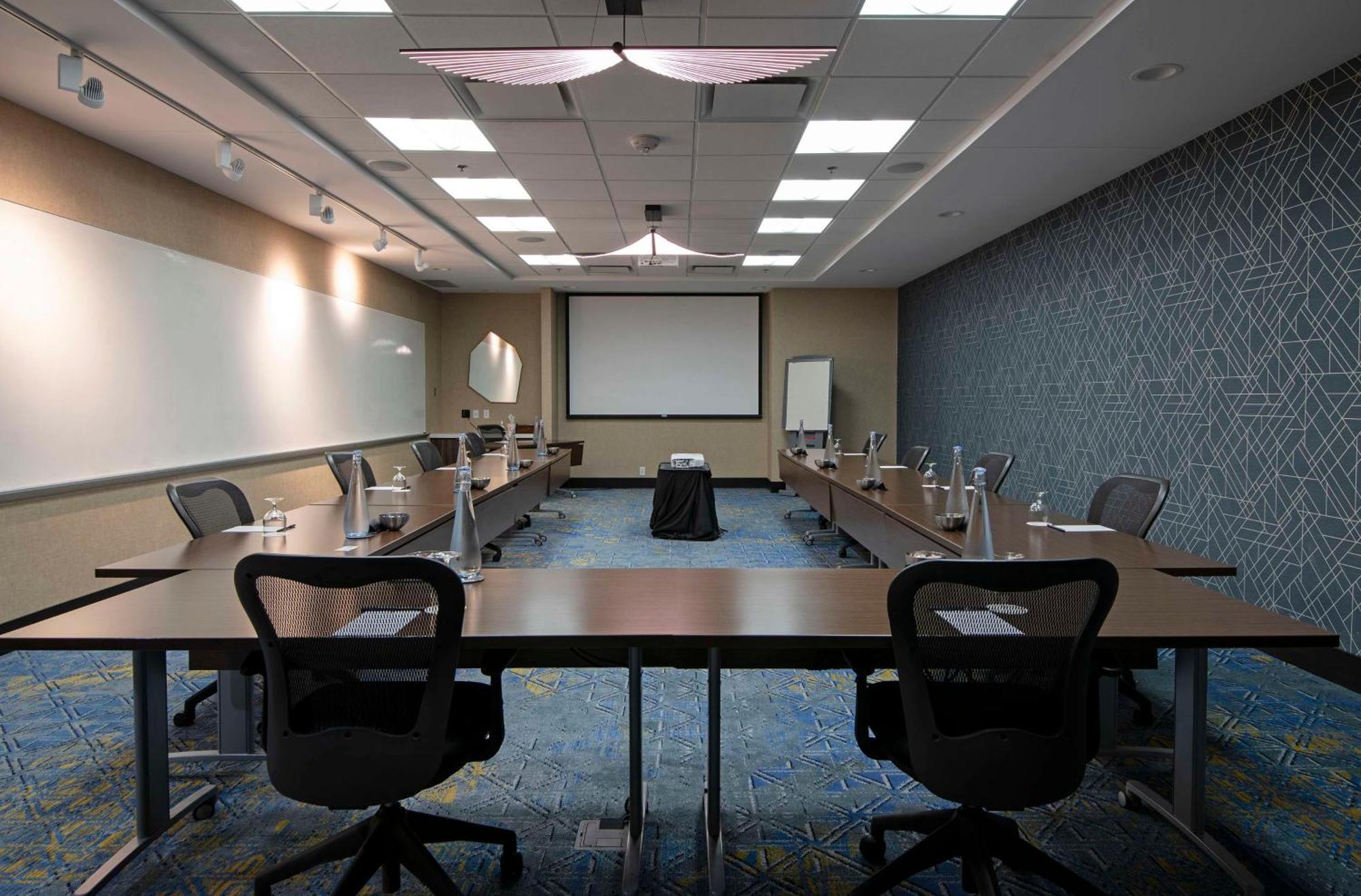 Doubletree By Hilton West Edmonton Hotel Luaran gambar