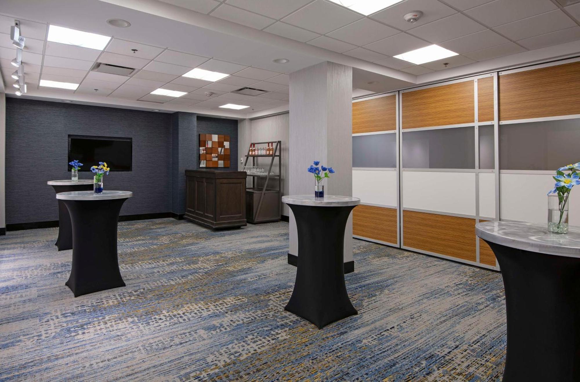 Doubletree By Hilton West Edmonton Hotel Luaran gambar