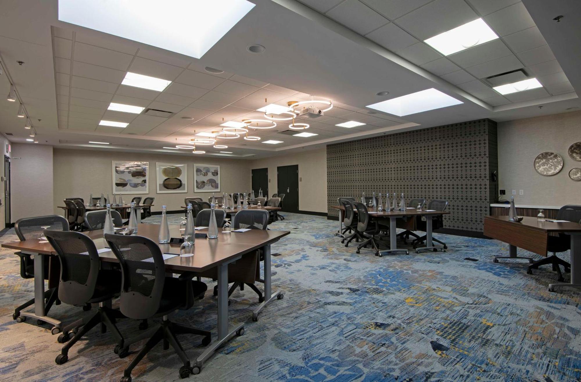 Doubletree By Hilton West Edmonton Hotel Luaran gambar